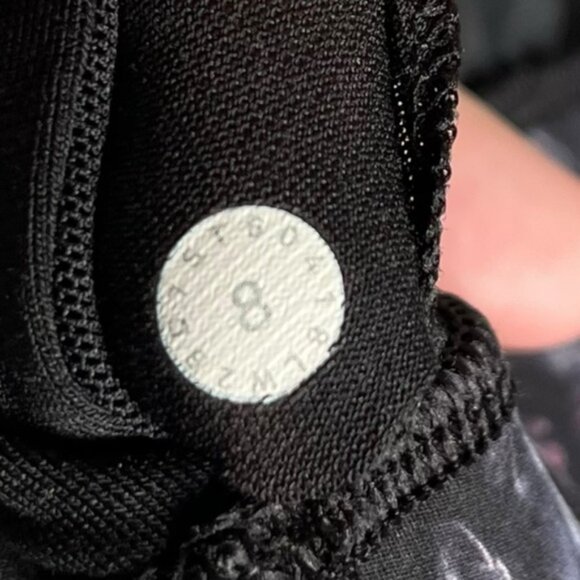 Lululemon Energy Bra *Nulux In Bloom Energy Bra Size 8 Multi - Picture 8 of 8